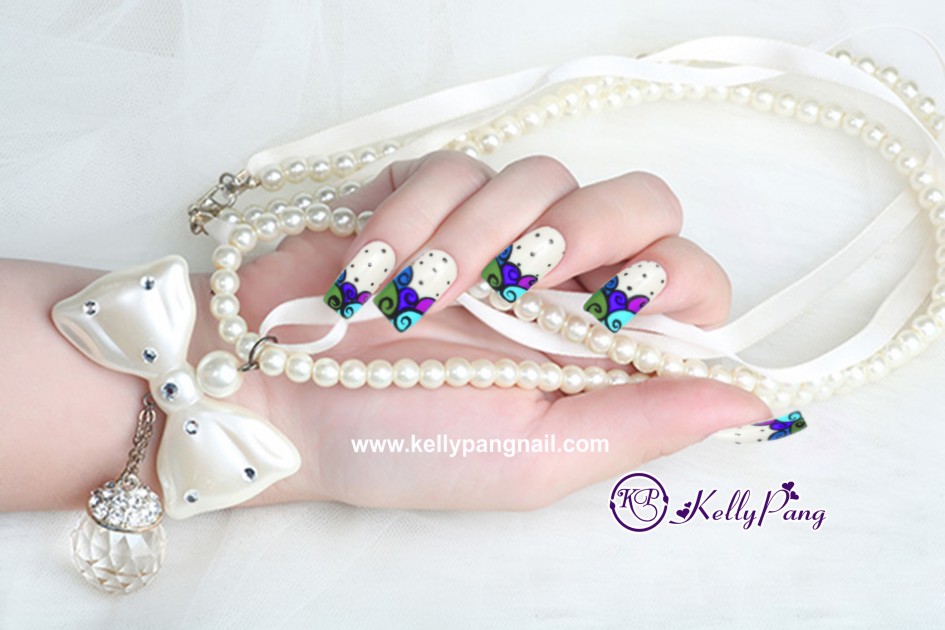 Cách Vẽ Mẫu Nail Hoa Ngũ Sắc