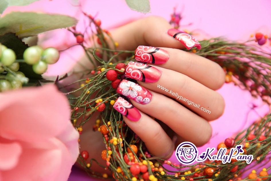 Cách Vẽ Mẫu Móng Hoa Thắm Tươi