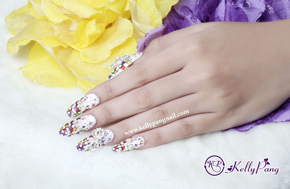 Cách Vẽ Mẫu Móng Sắc Màu Cuộc Sống