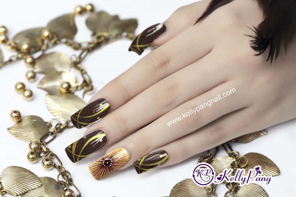 5 Bước Vẽ Mẫu Móng Sắc Thu