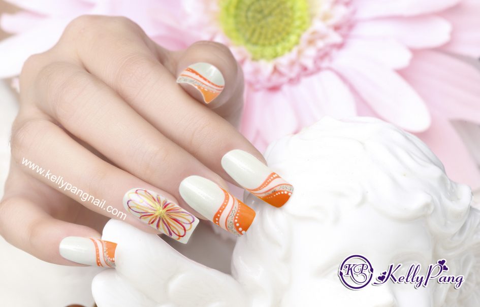 Cách Vẽ Mẫu Móng “Sắc Cam Năng Động”