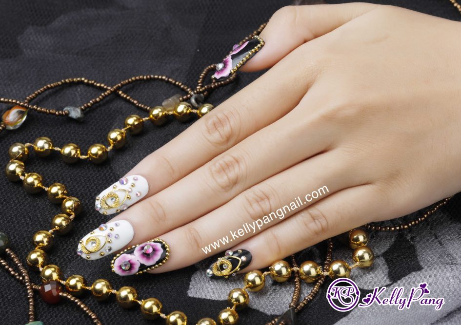 Cách vẽ mẫu nail Sắc Hoa Lung Linh