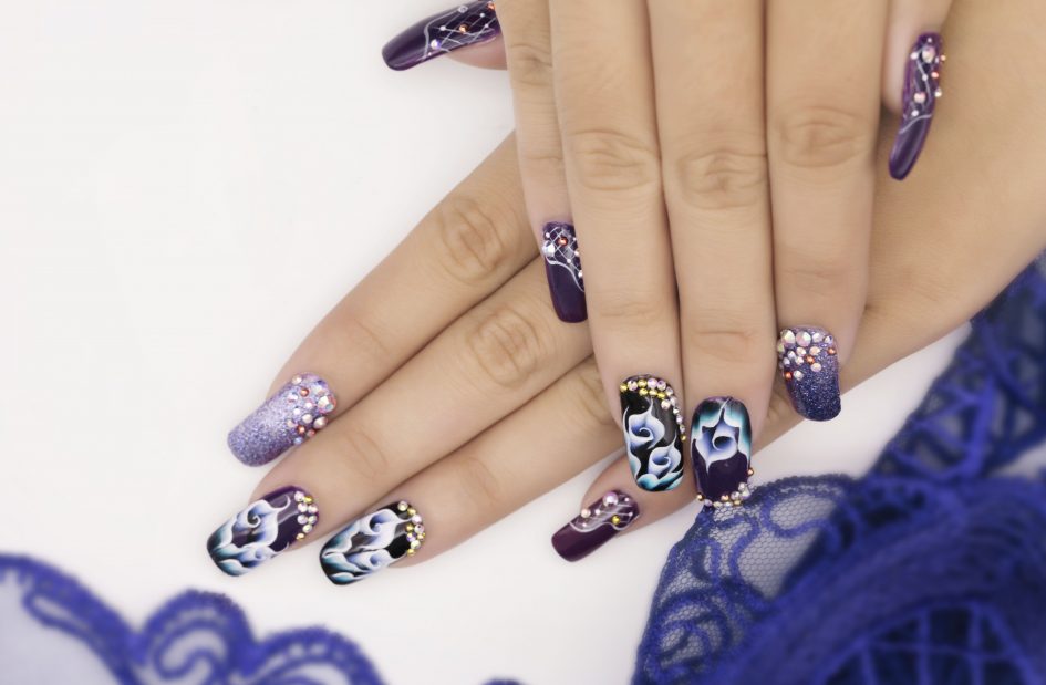 Cách vẽ mẫu nail Hoa Loa Kèn