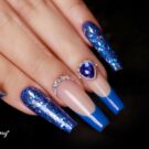 Cách vẽ nail phối màu xanh sapphire sang trọng